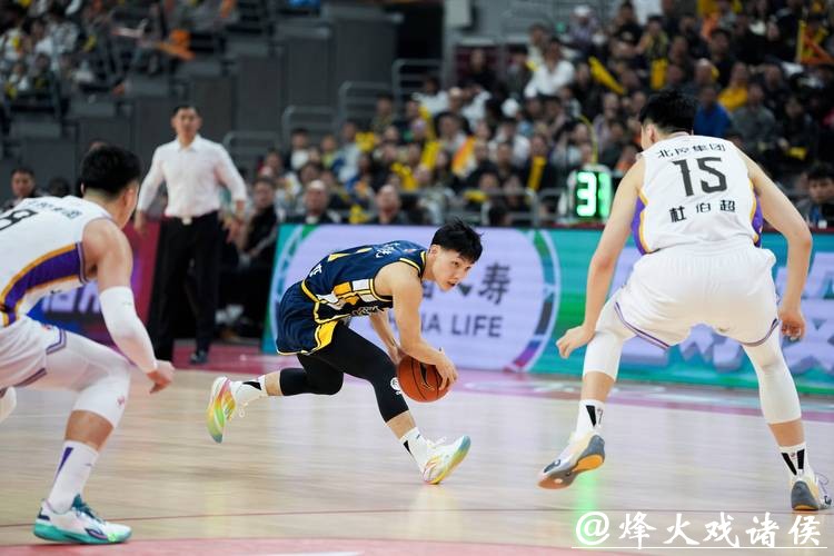 CBA常规赛：广东东阳光主场惜败北京控股