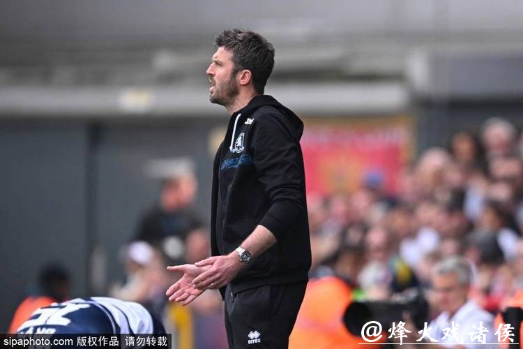 曼联两球击败曼城 卡里克执教首秀就赢下德比